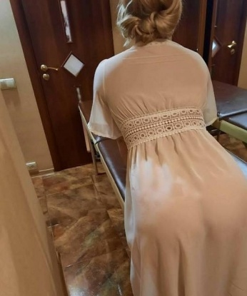 Стройная и опытная, с глубоким пониманием мужской природы, я знаю, как доставить настоящее удовольствие каждому мужчине. Моя естественная красота и нежная кожа заставят тебя забыть о реальности и погрузиться в мир наслаждения.
🔥 В моем репертуаре самые горячие услуги, которые ты сможешь найти в Москве. Я готова исполнить твои самые смелые фантазии - от классического секса до ролевых игр и фетишей. Я мастерски использую свое тело и нежные руки, чтобы создать неповторимый эротический опыт, который оставит тебя безумно довольным.
💋 Мои клиенты говорят, что встреча со мной - это настоящий праздник для тела и души. Будь уверен, я делаю все возможное, чтобы каждая встреча была незабываемой. Позволь себе испытать настоящее наслаждение и отдохнуть от повседневной суеты. Фотографии и отзывы о моих услугах доступны по запросу.
📍 Я нахожусь в центре Москвы, где создаю уютную и интимную обстановку. Открой для себя мир страсти и доверия со мной, и я обещаю, что ты захочешь вернуться ко мне снова и снова.
Полушка